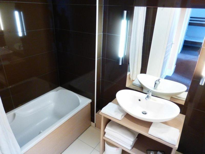 Appartement Standing Chateau Des Magnans Jausiers Ngoại thất bức ảnh